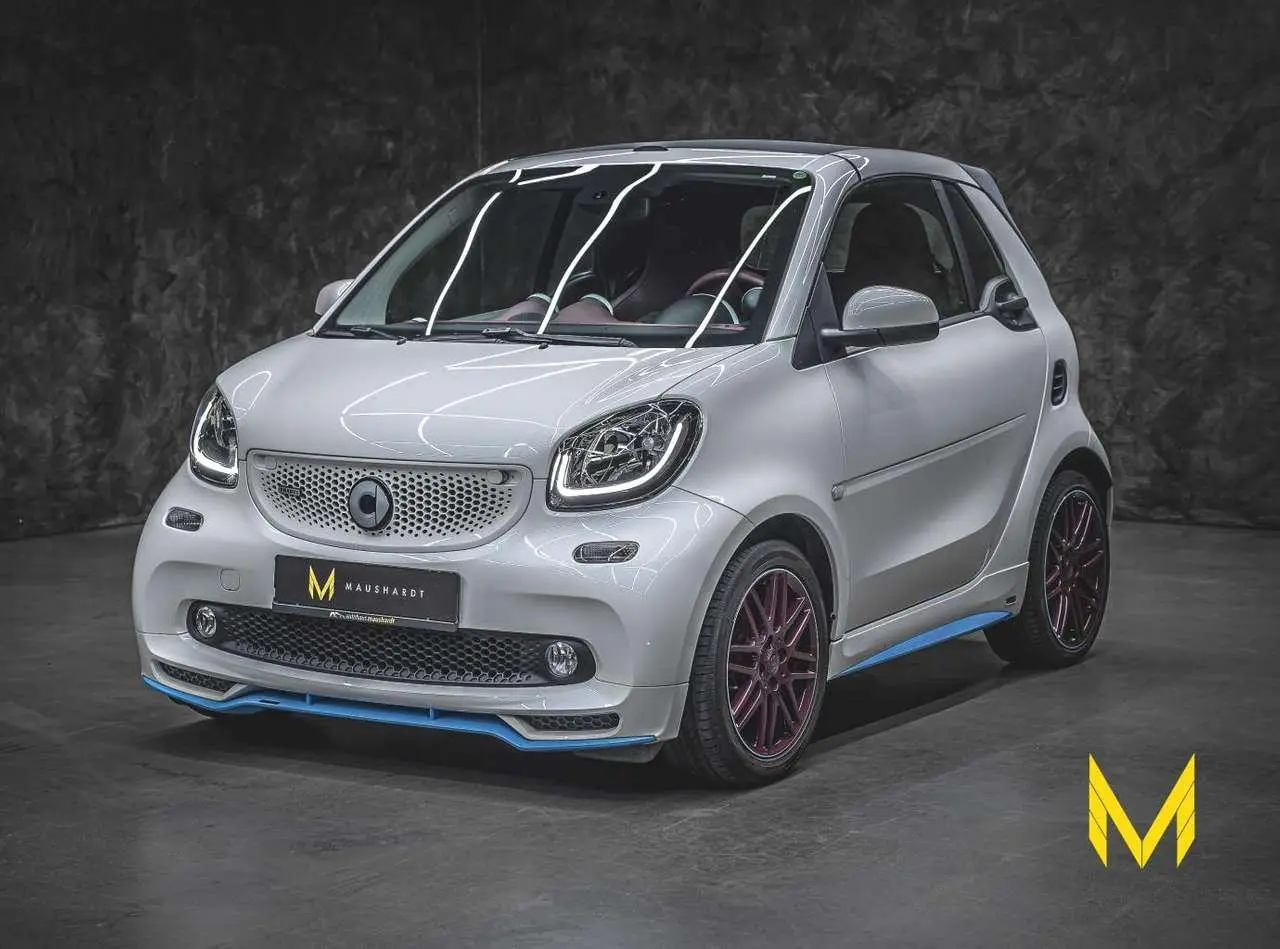 Photo 1 : Smart Fortwo 2018 Petrol