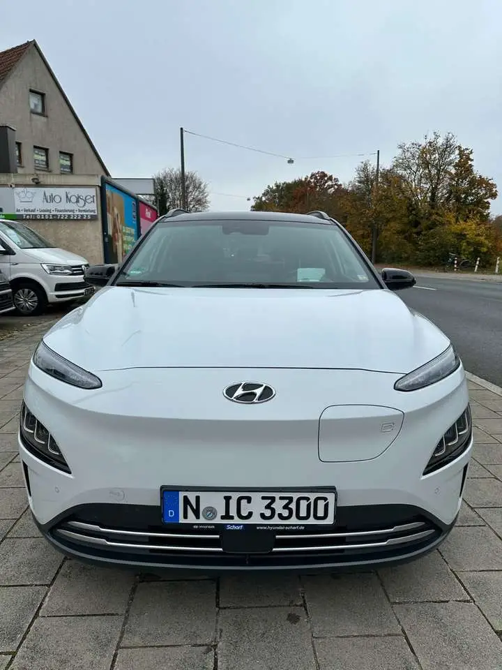 Photo 1 : Hyundai Kona 2021 Électrique