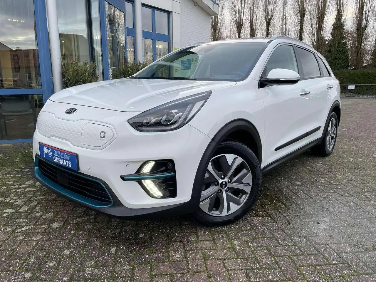 Photo 1 : Kia E-niro 2020 Électrique