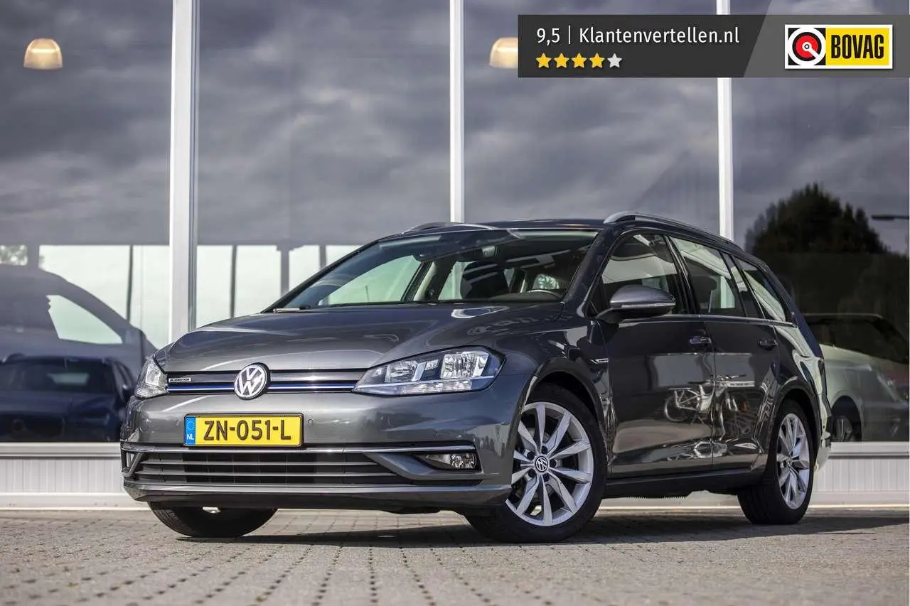 Photo 1 : Volkswagen Golf 2019 Essence