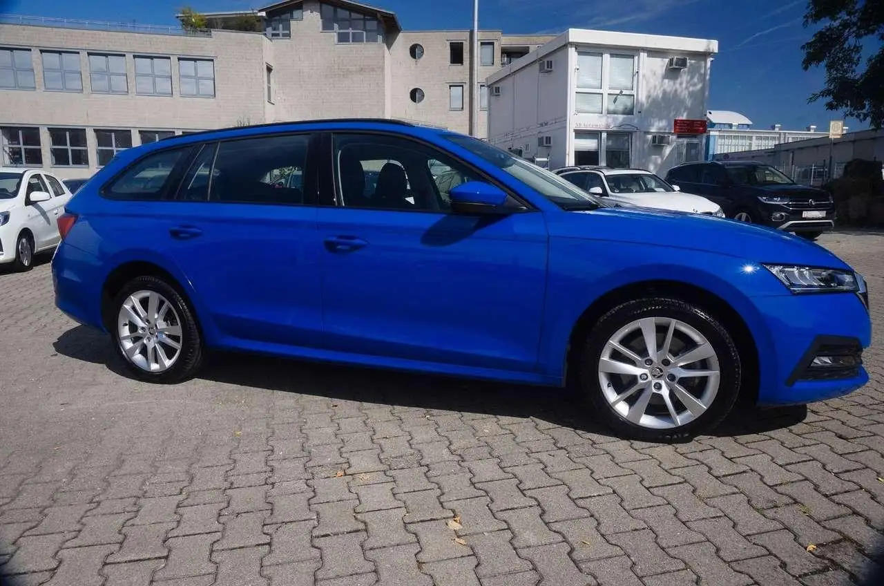 Photo 1 : Skoda Octavia 2022 Hybrid