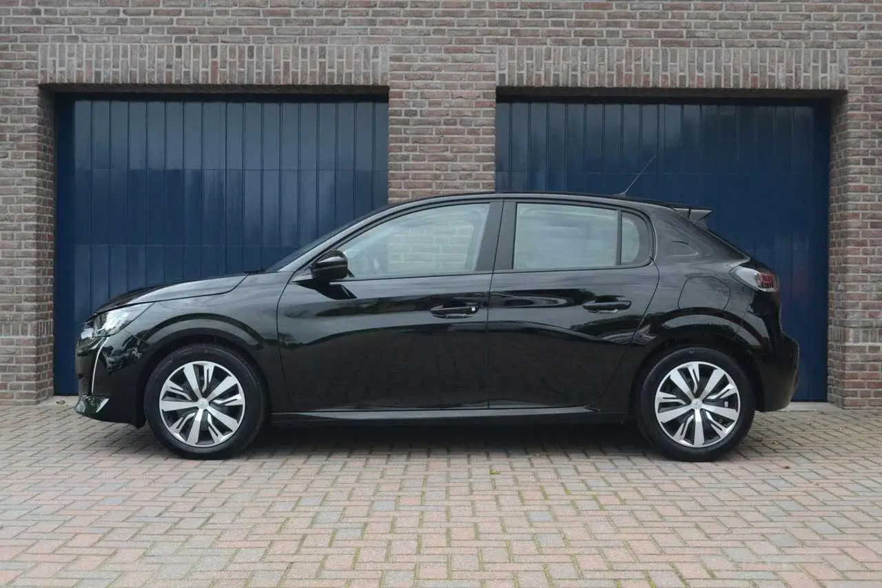 Photo 1 : Peugeot 208 2021 Petrol