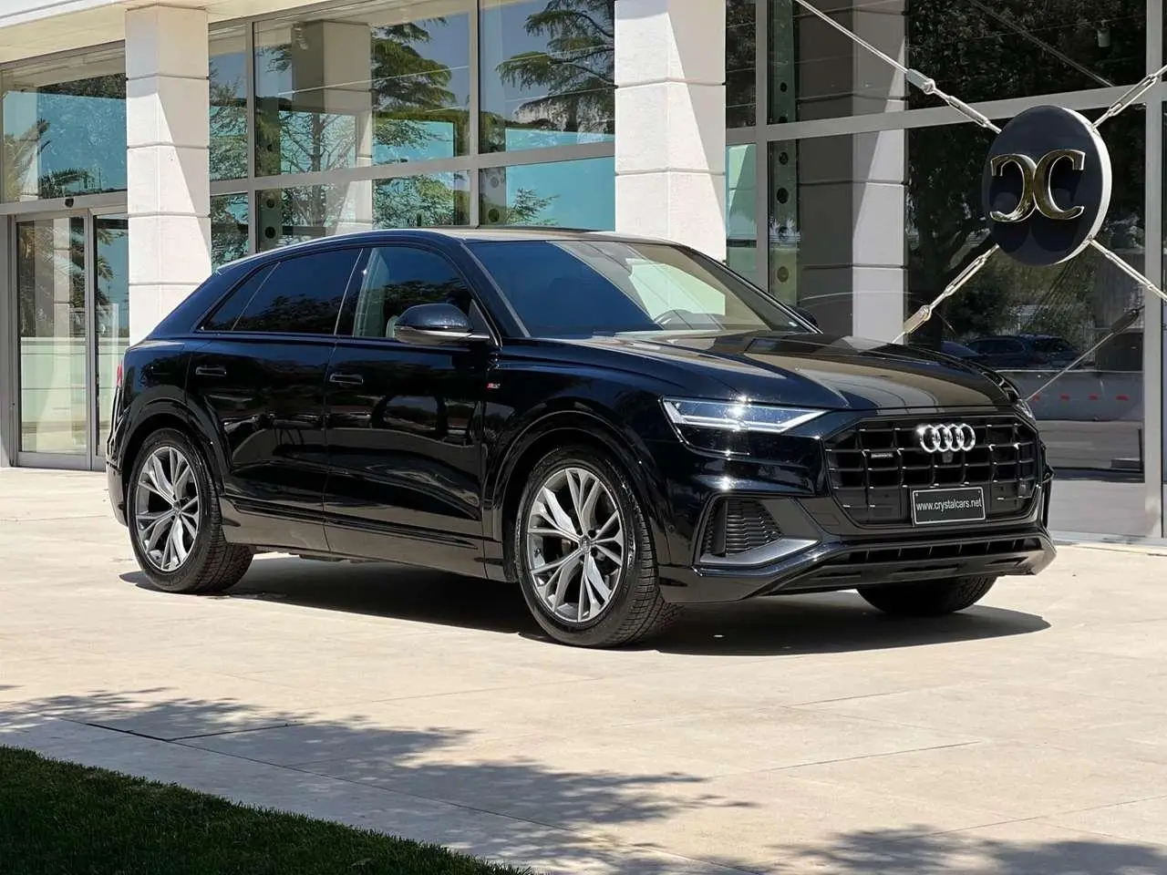 Photo 1 : Audi Q8 2019 Hybride