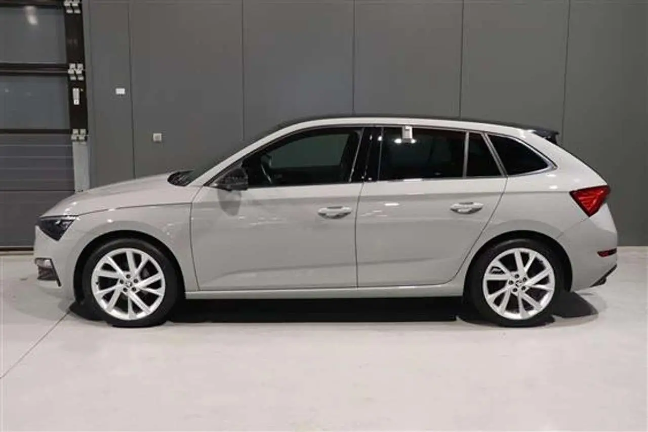 Photo 1 : Skoda Scala 2022 Essence