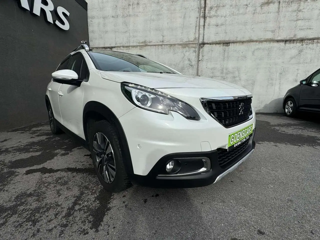 Photo 1 : Peugeot 2008 2017 Petrol