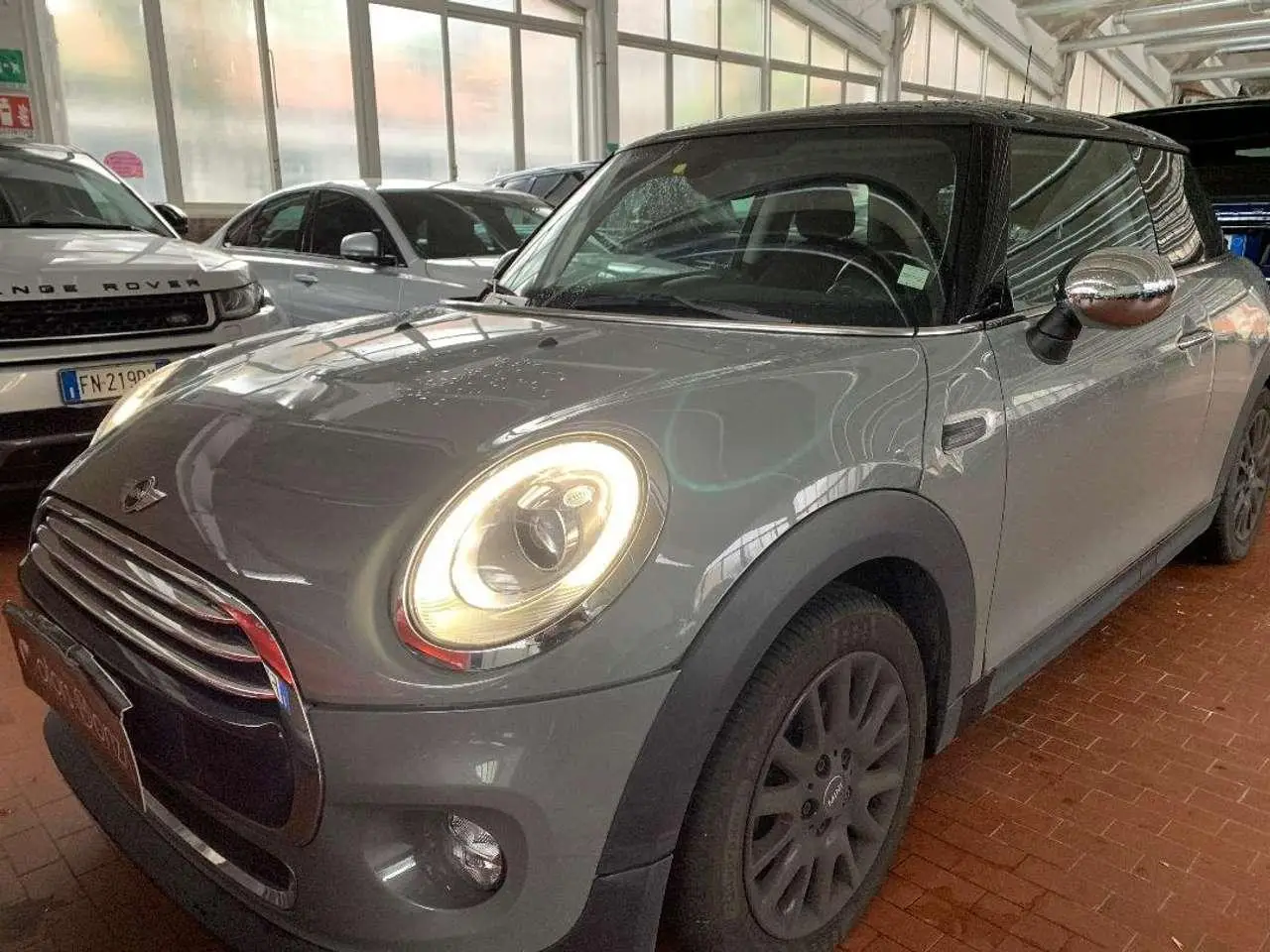 Photo 1 : Mini Cooper 2018 Diesel