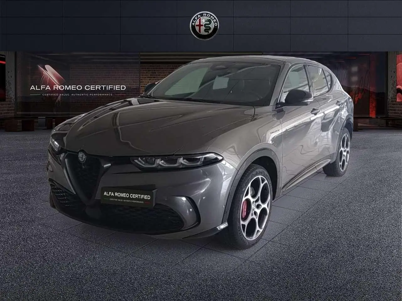 Photo 1 : Alfa Romeo Tonale 2023 Hybrid