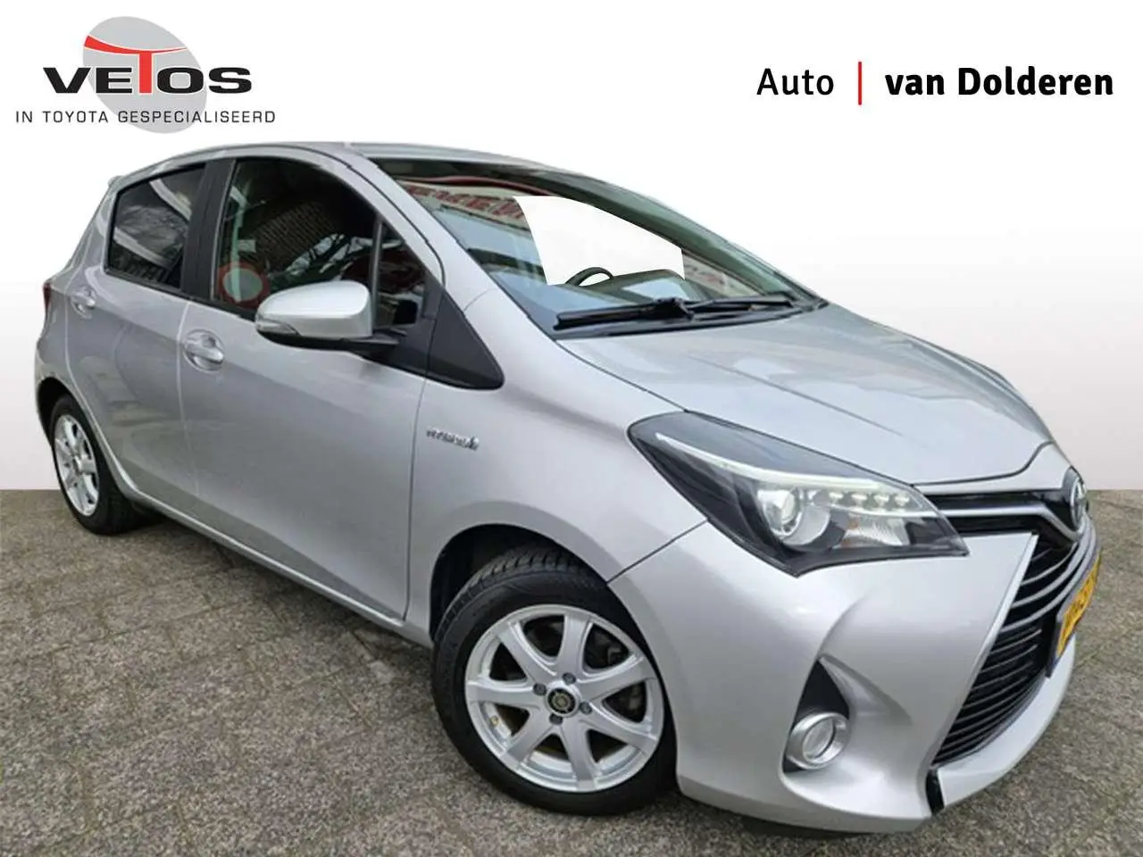 Photo 1 : Toyota Yaris 2015 Hybride