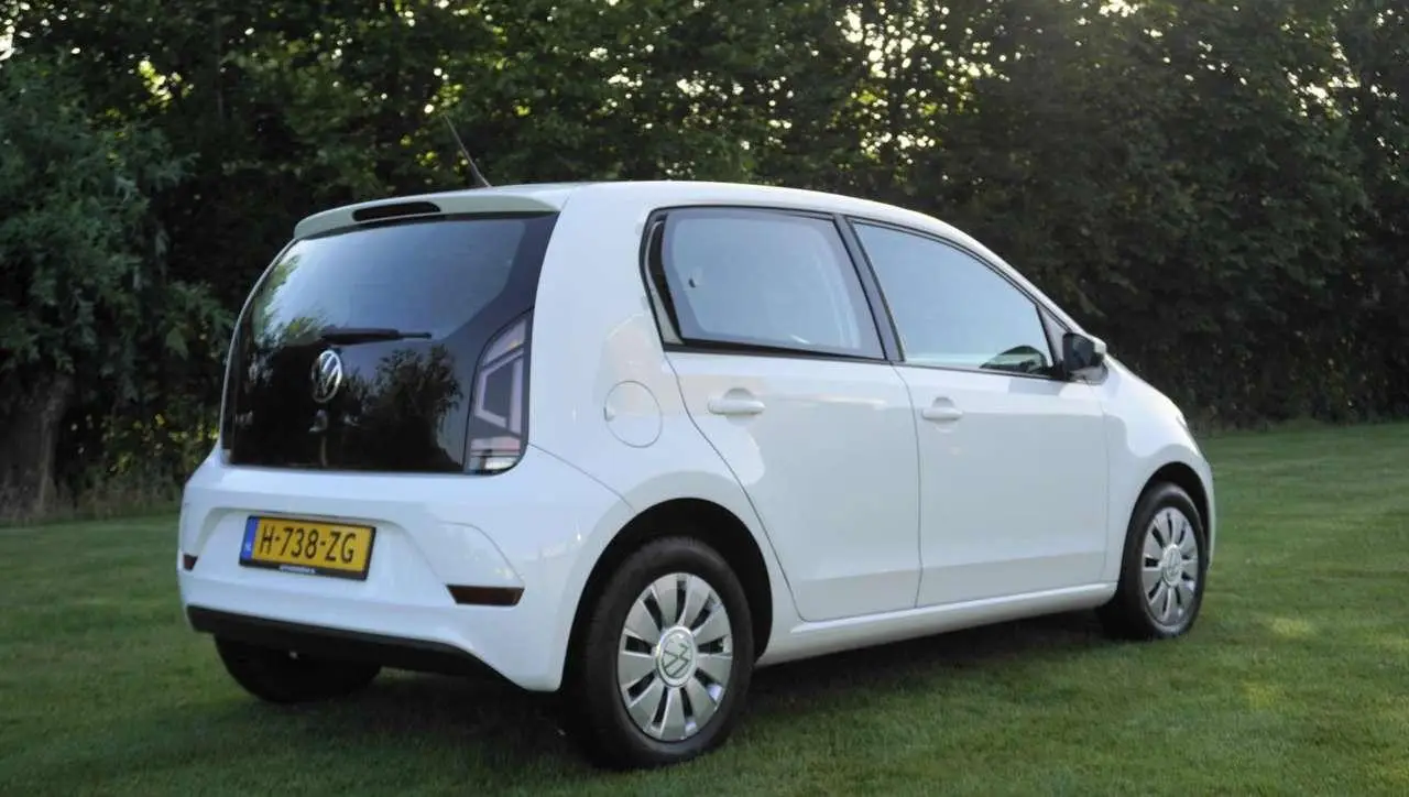 Photo 1 : Volkswagen Up! 2020 Petrol