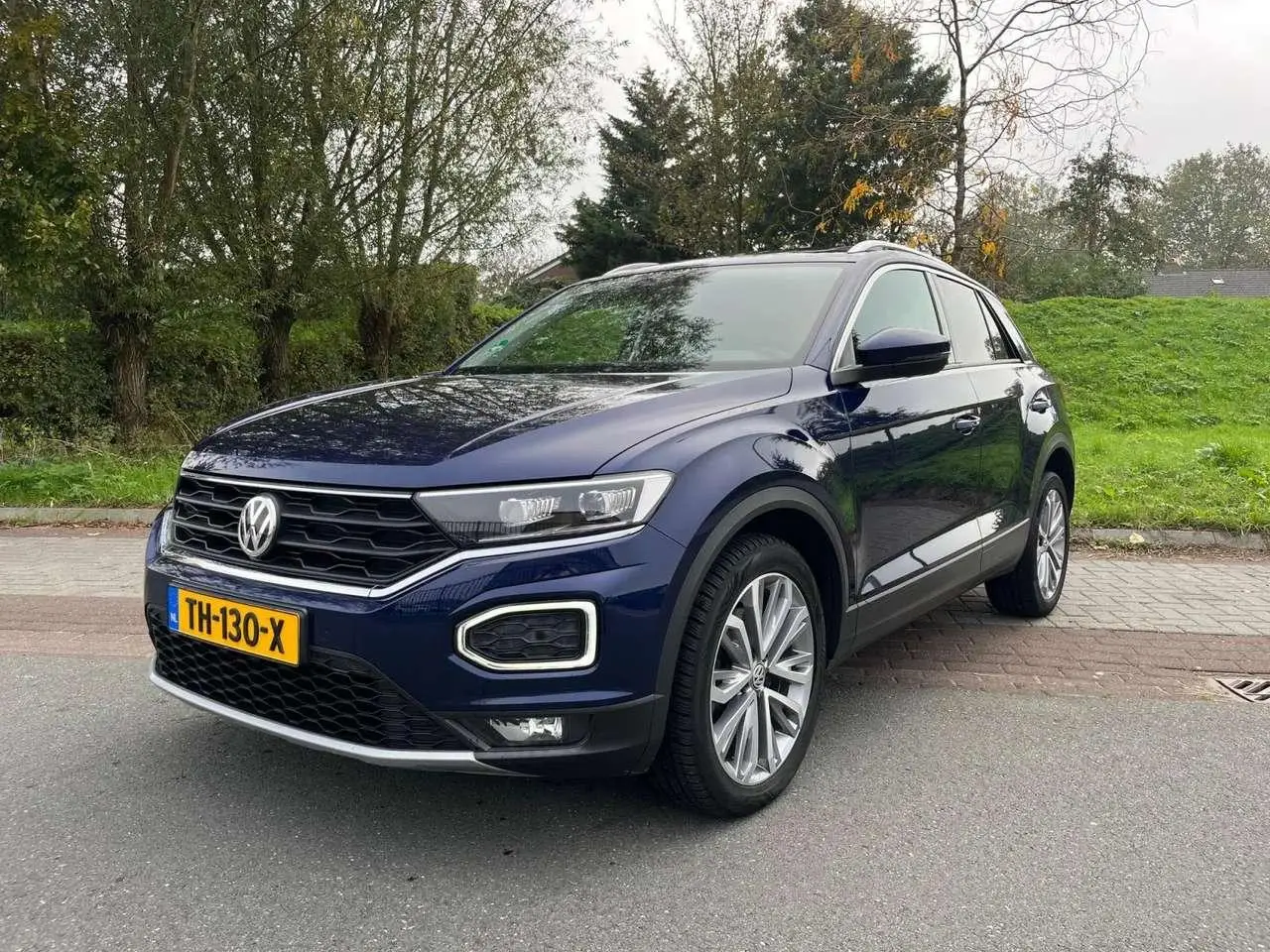 Photo 1 : Volkswagen T-roc 2018 Essence