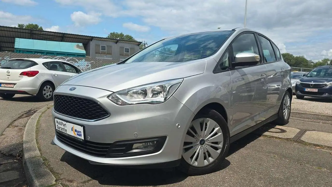 Photo 1 : Ford C-max 2018 Petrol