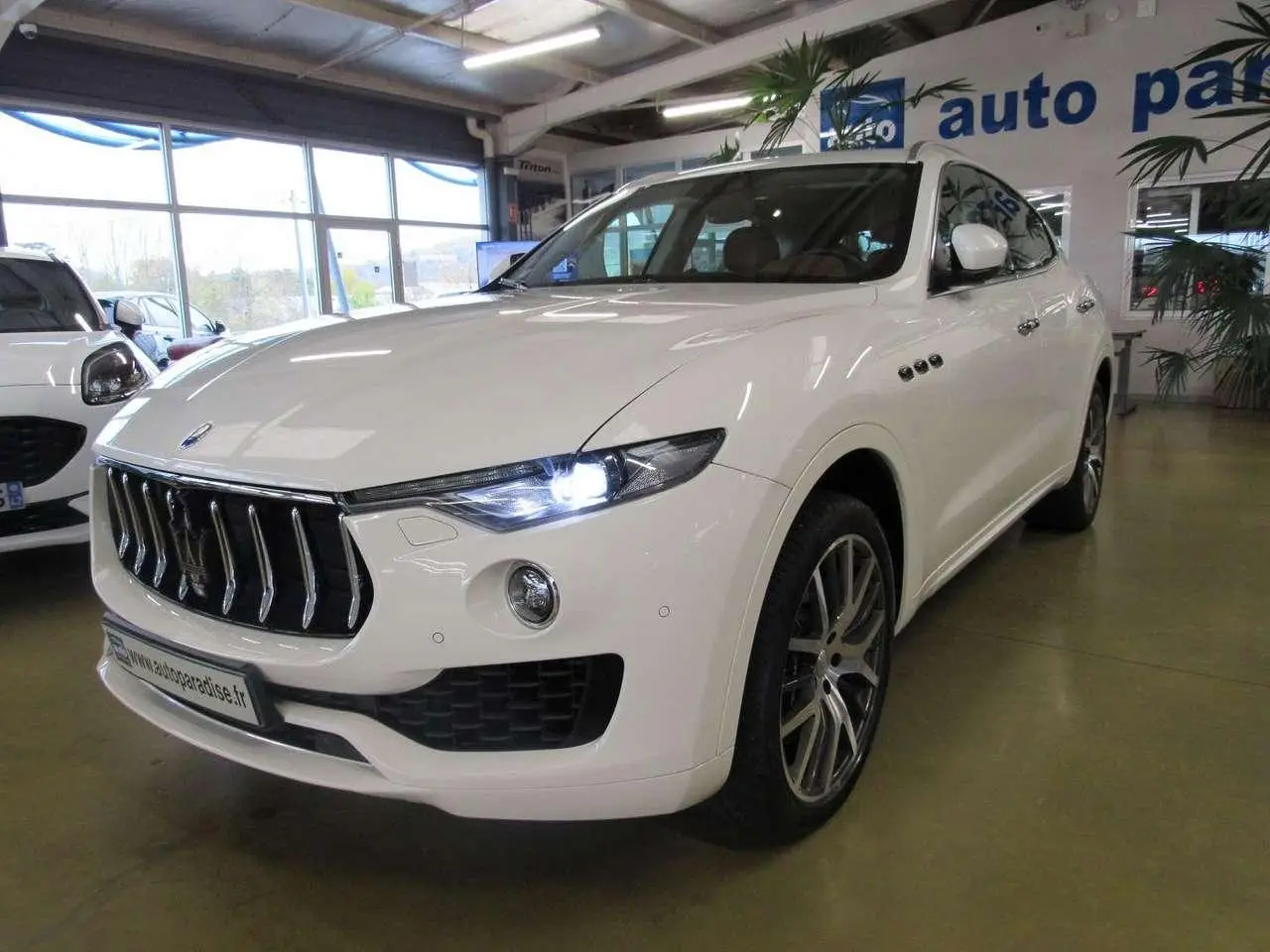 Photo 1 : Maserati Levante 2019 Essence