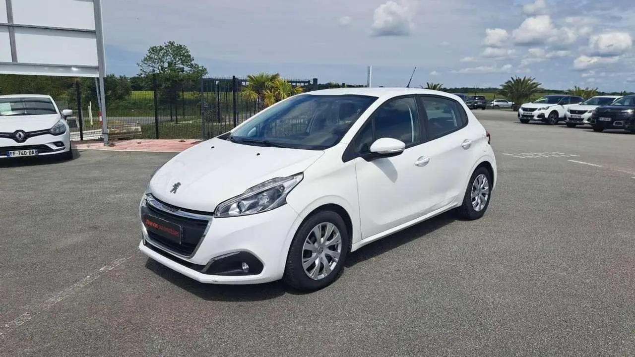 Photo 1 : Peugeot 208 2019 Diesel