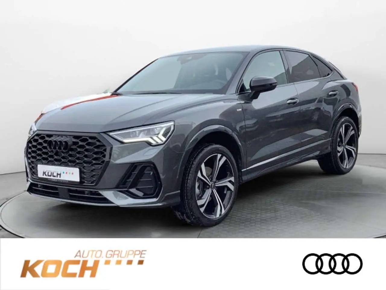 Photo 1 : Audi Q3 2024 Diesel