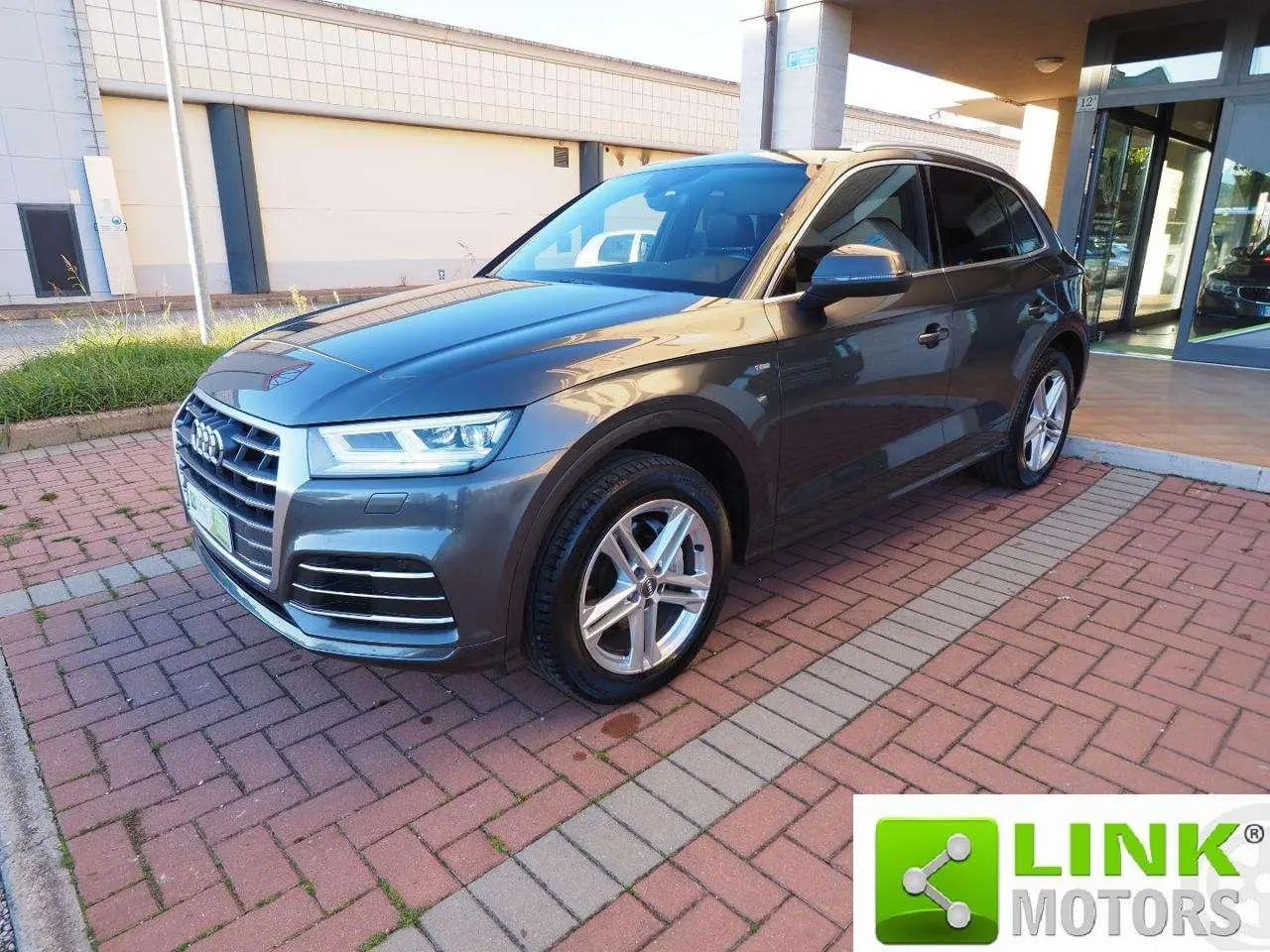 Photo 1 : Audi Q5 2017 Diesel