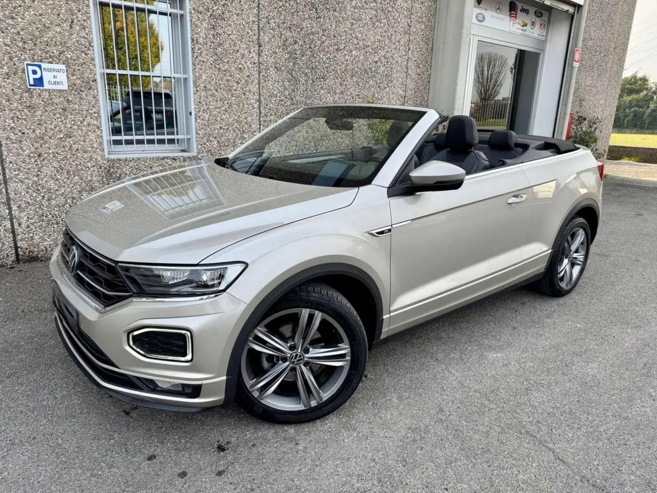 Photo 1 : Volkswagen T-roc 2021 Petrol