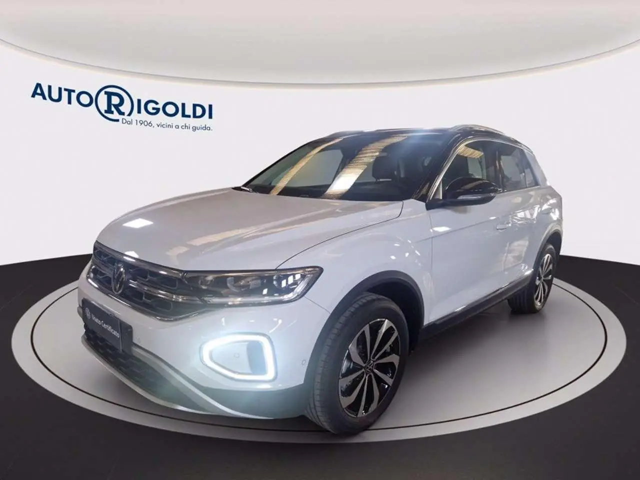 Photo 1 : Volkswagen T-roc 2024 Essence