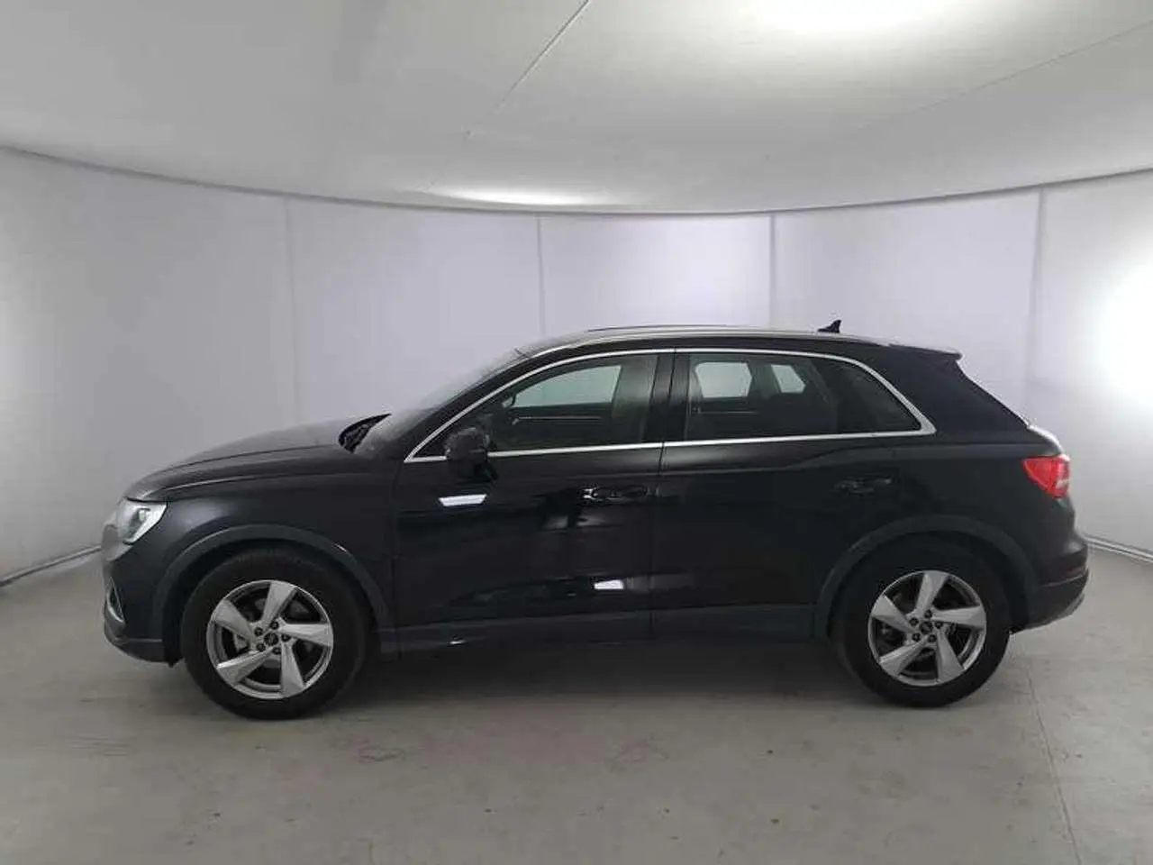 Photo 1 : Audi Q3 2021 Diesel