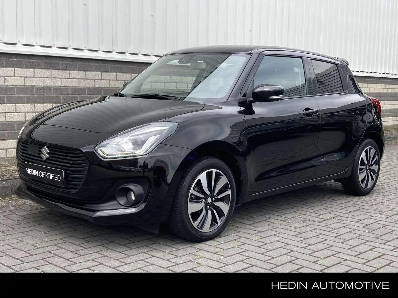 Photo 1 : Suzuki Swift 2017 Hybride