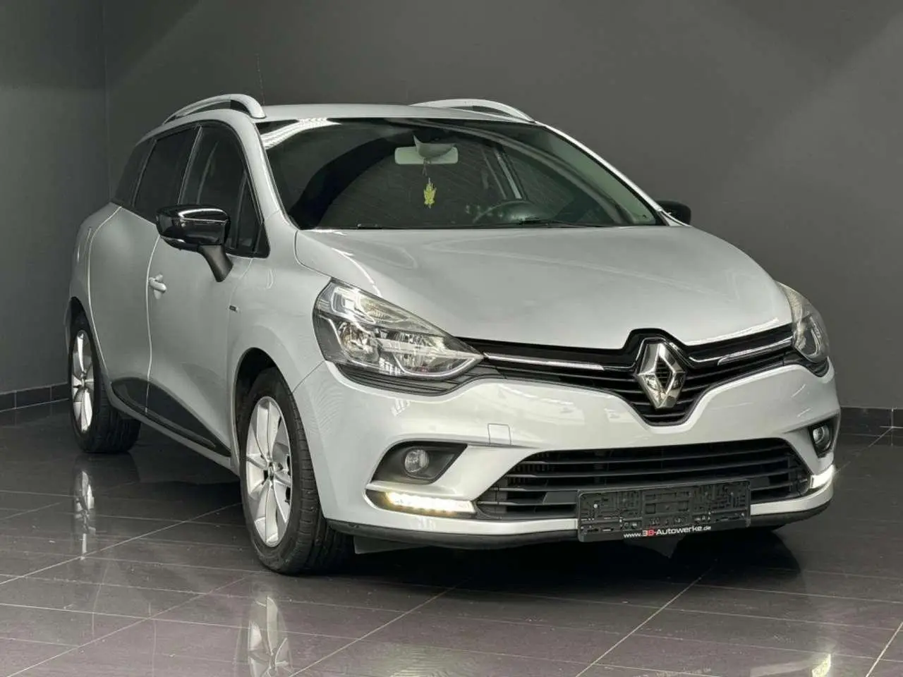 Photo 1 : Renault Clio 2017 Diesel