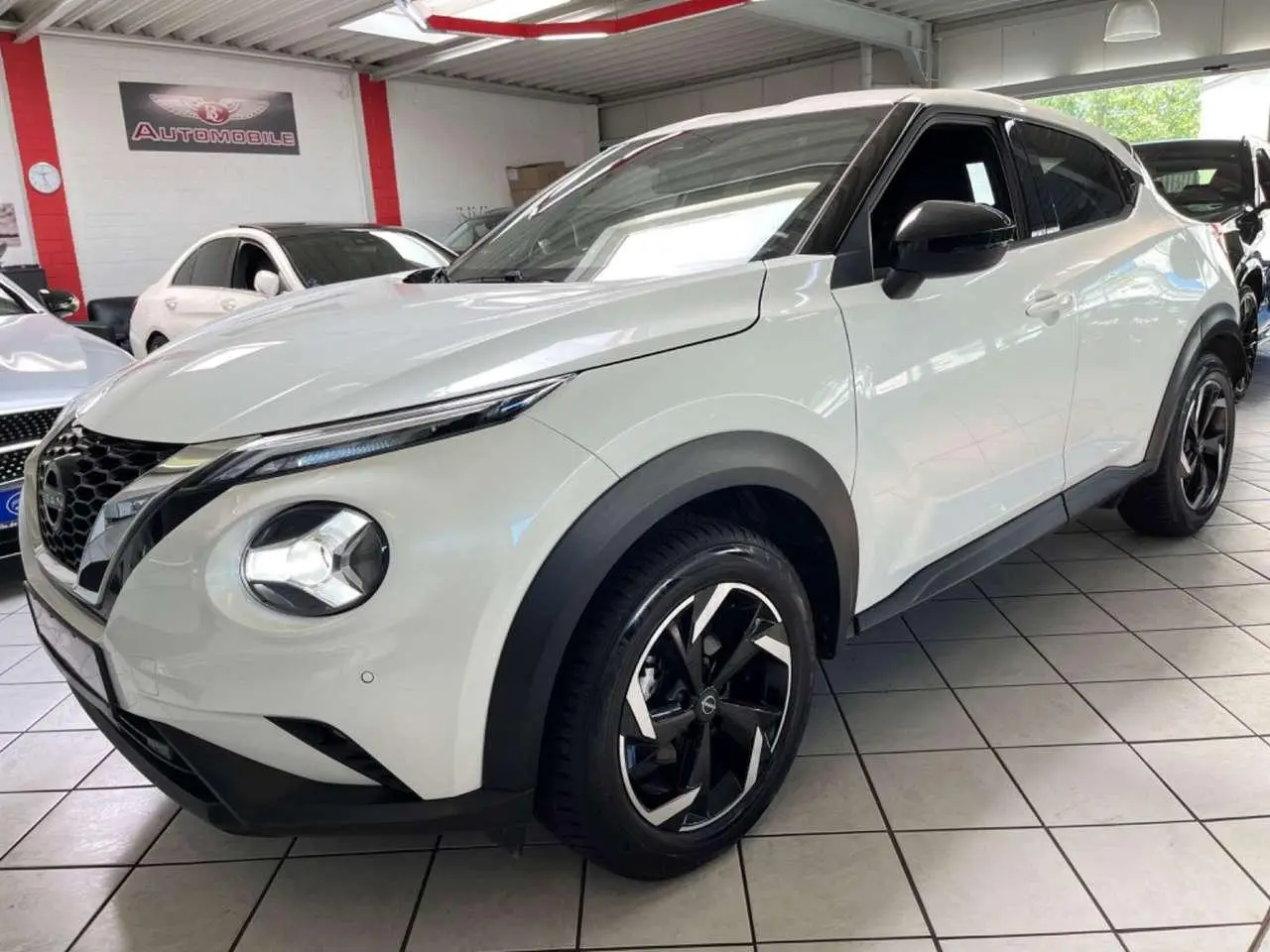 Photo 1 : Nissan Juke 2023 Petrol