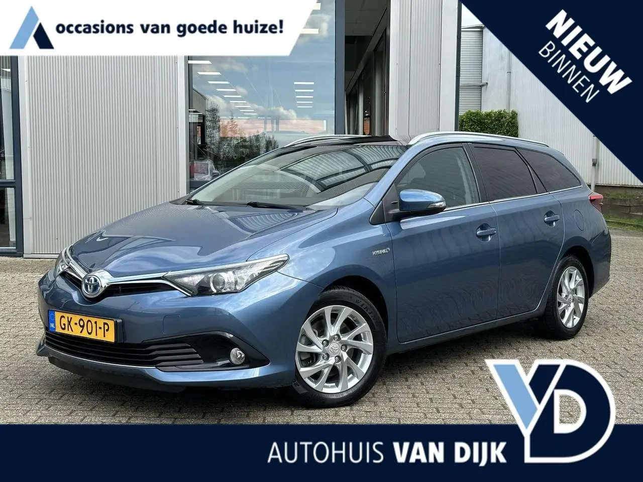 Photo 1 : Toyota Auris 2015 Hybride