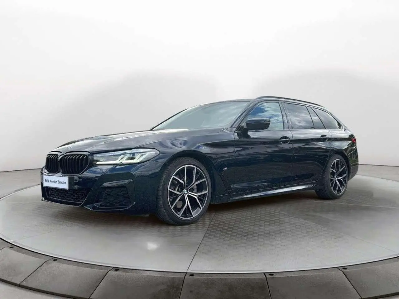 Photo 1 : Bmw Serie 5 2021 Hybrid