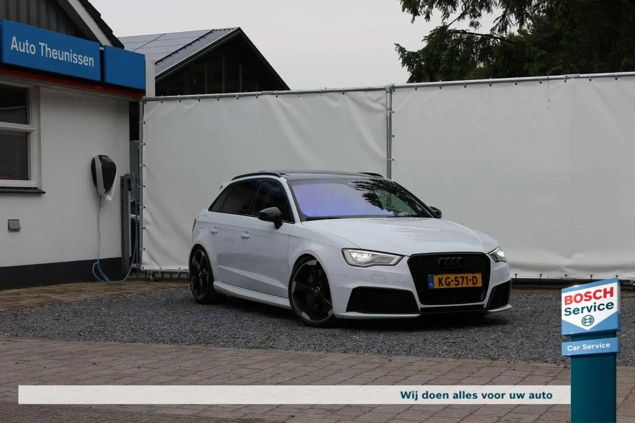 Photo 1 : Audi Rs3 2016 Petrol