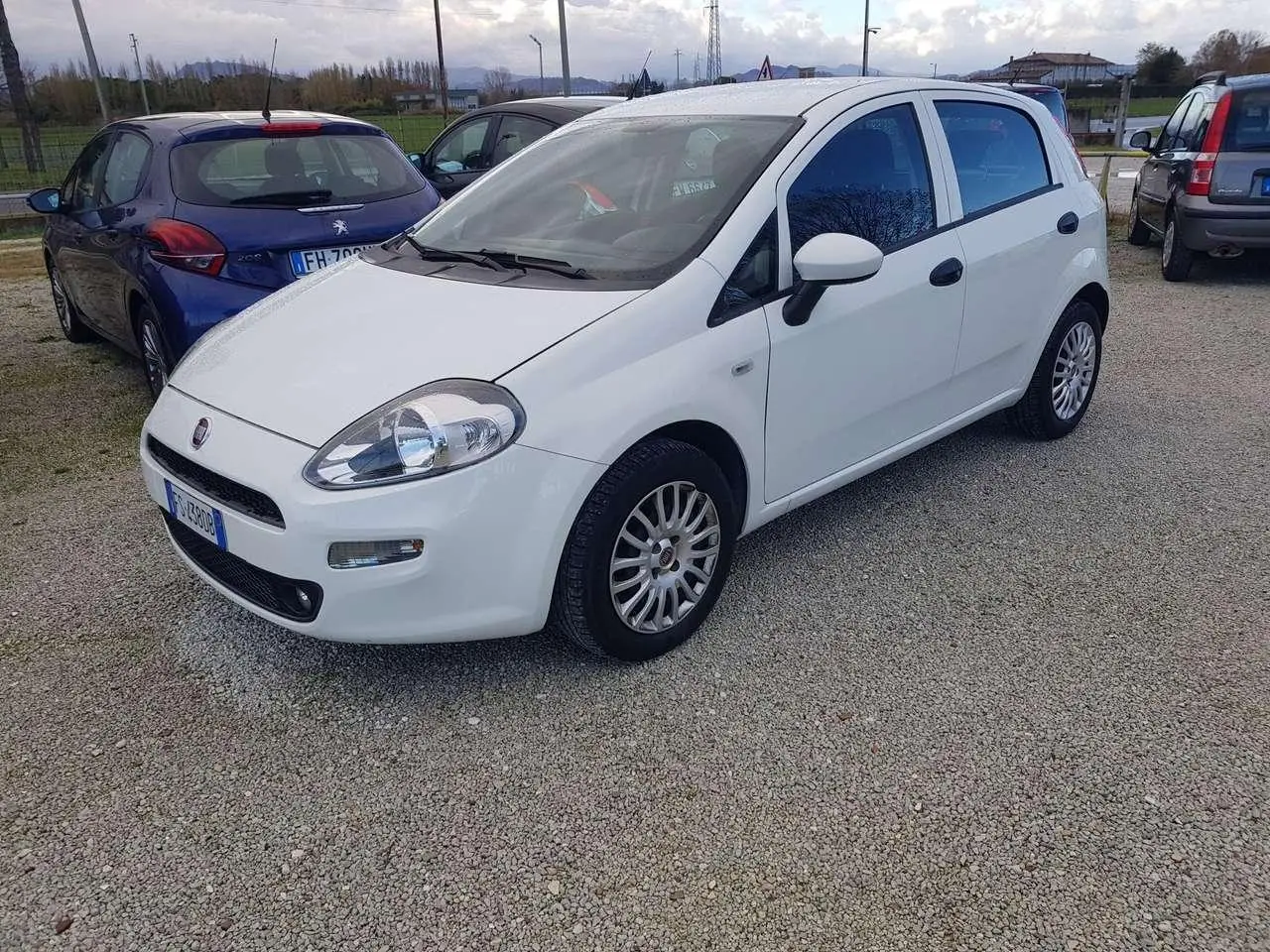 Photo 1 : Fiat Punto 2018 GPL