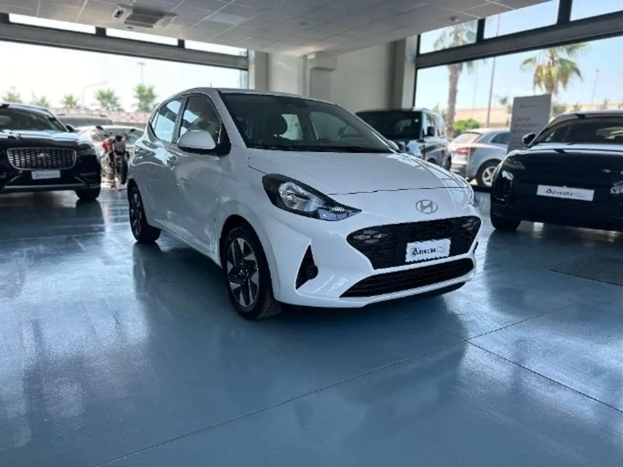 Photo 1 : Hyundai I10 2024 Petrol