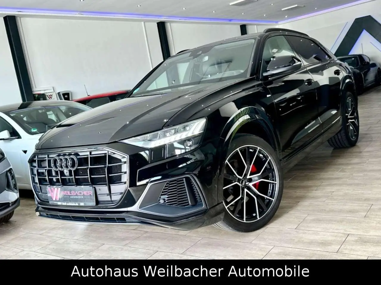 Photo 1 : Audi Q8 2018 Diesel