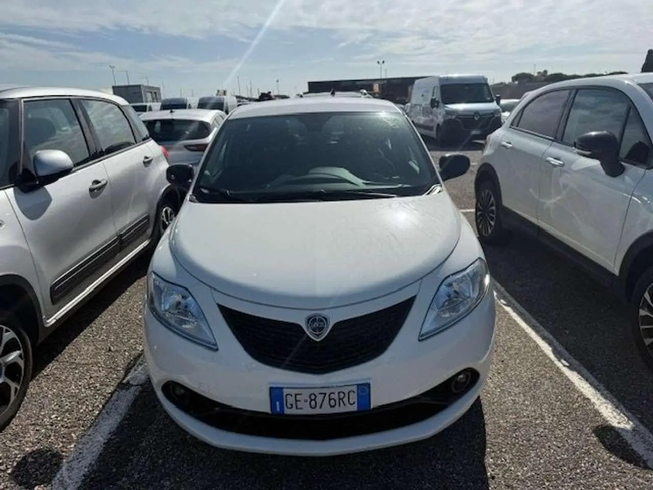 Photo 1 : Lancia Ypsilon 2021 Hybrid