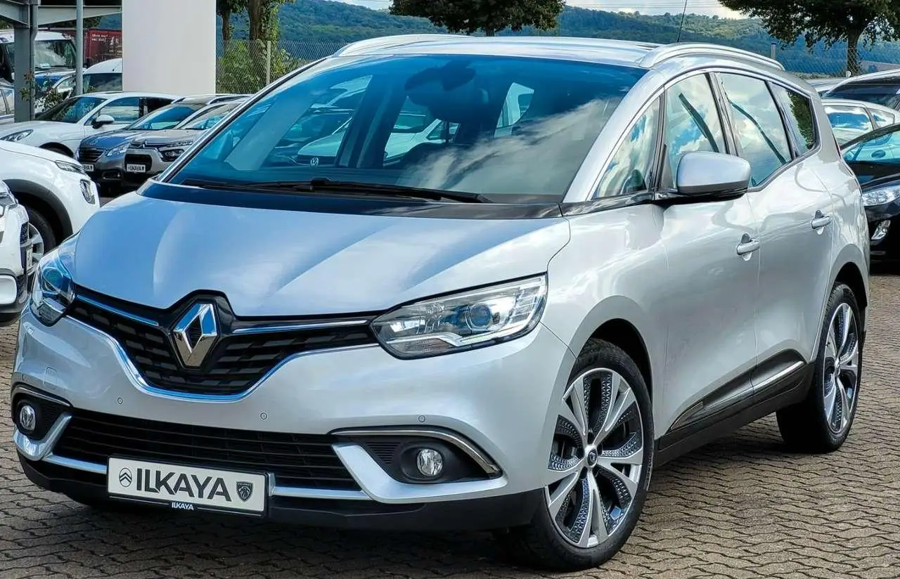 Photo 1 : Renault Grand Scenic 2018 Petrol