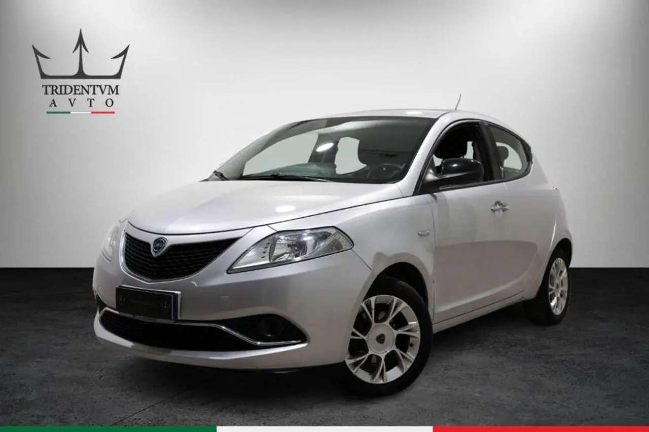 Photo 1 : Lancia Ypsilon 2016 Diesel