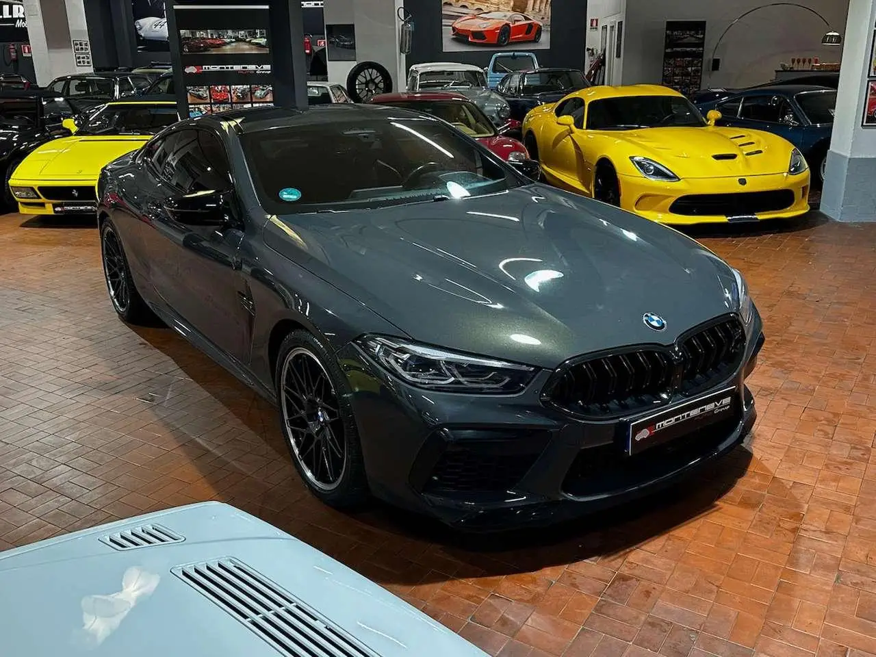 Photo 1 : Bmw M8 2021 Essence