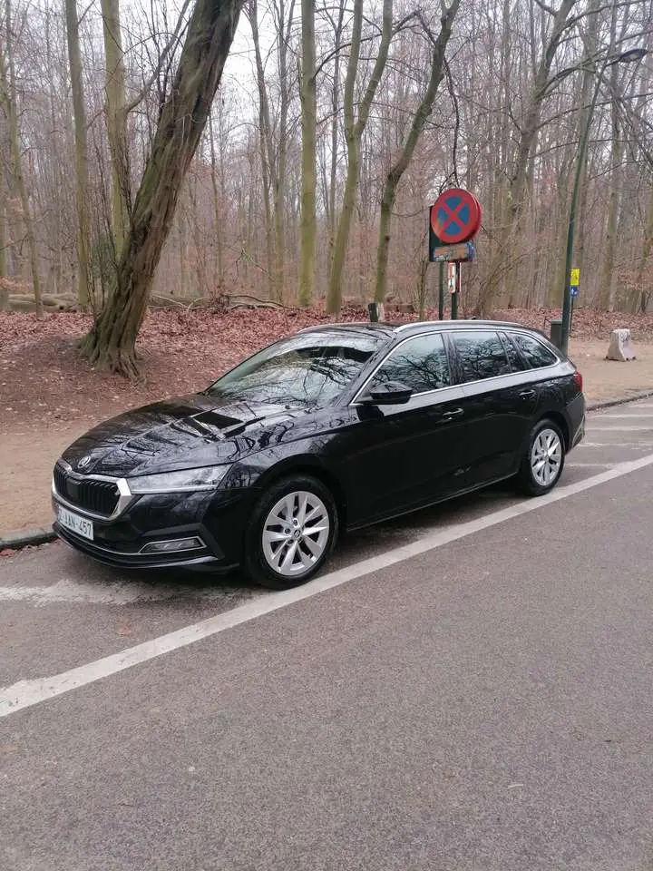 Photo 1 : Skoda Octavia 2021 Diesel