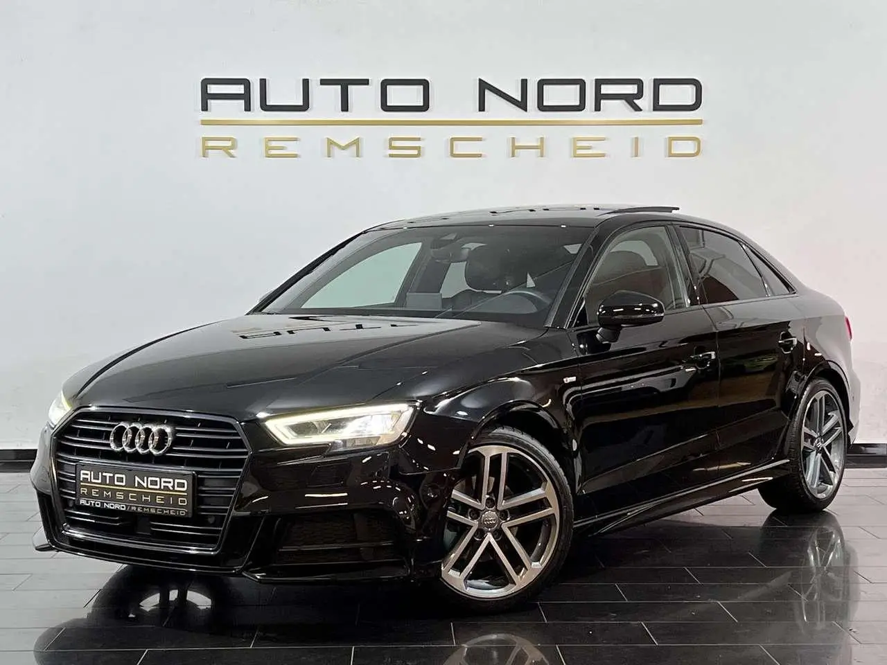 Photo 1 : Audi A3 2019 Essence