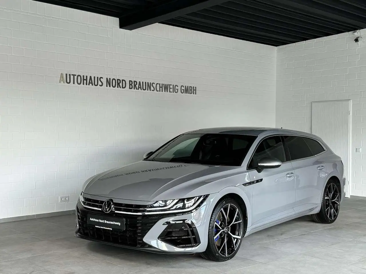 Photo 1 : Volkswagen Arteon 2022 Essence