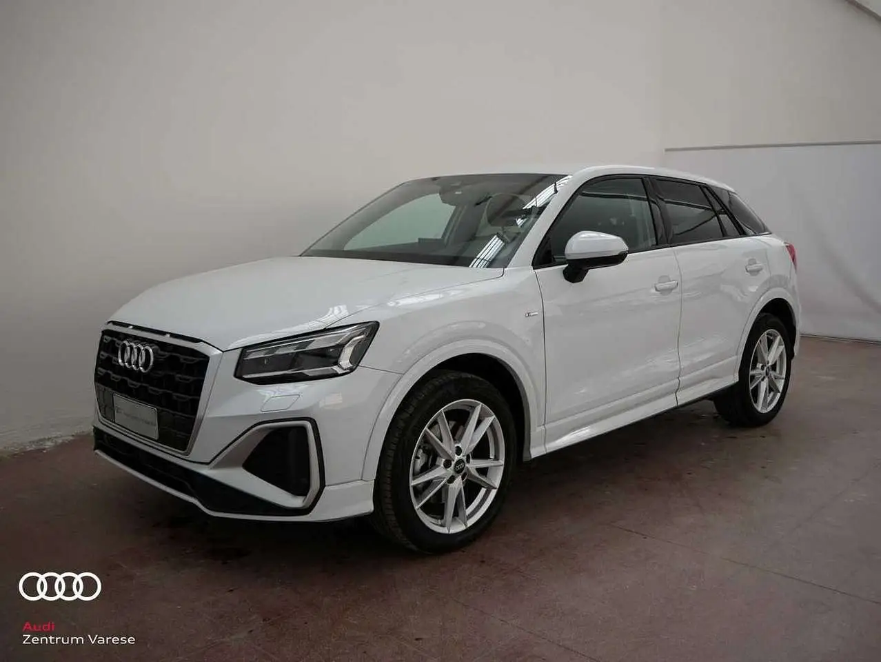 Photo 1 : Audi Q2 2023 Diesel