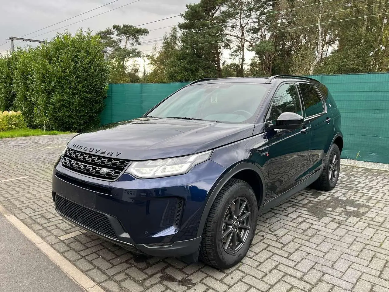 Photo 1 : Land Rover Discovery 2020 Petrol