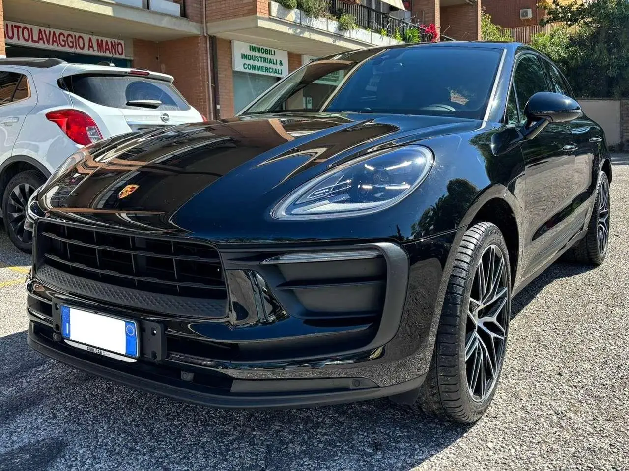 Photo 1 : Porsche Macan 2022 Petrol