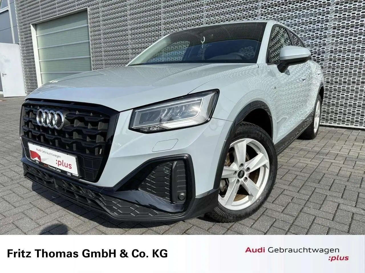 Photo 1 : Audi Q2 2023 Diesel