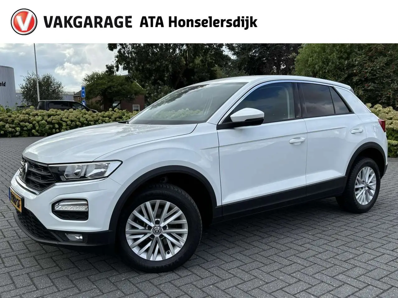 Photo 1 : Volkswagen T-roc 2020 Petrol