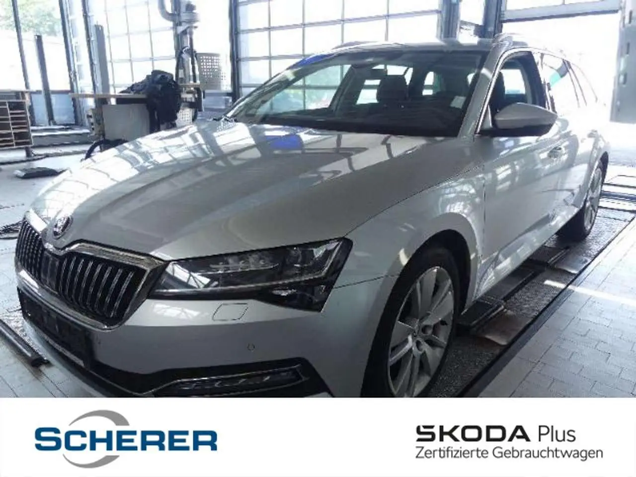 Photo 1 : Skoda Superb 2021 Petrol