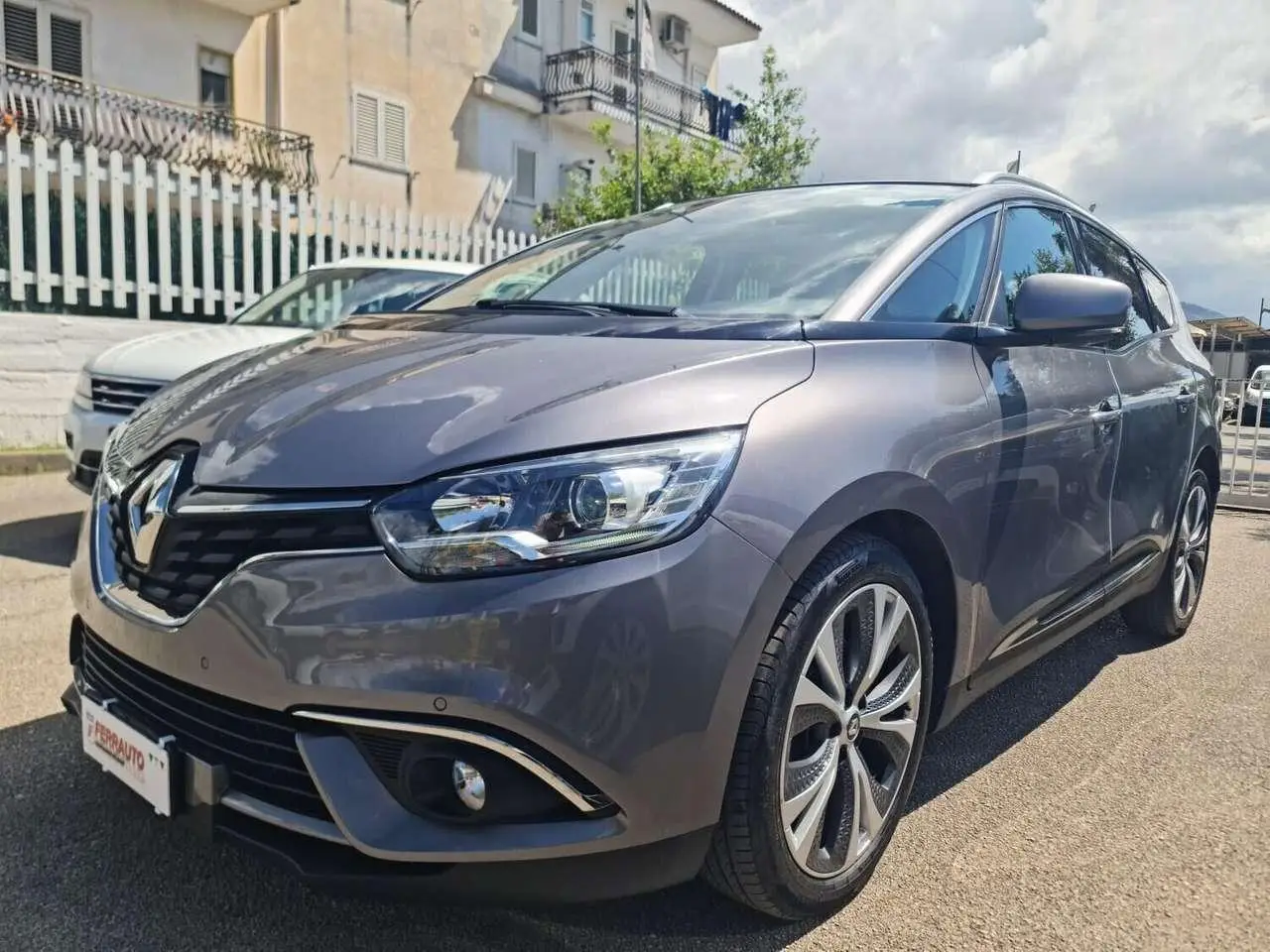 Photo 1 : Renault Grand Scenic 2017 Diesel