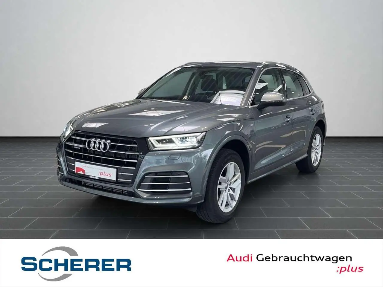 Photo 1 : Audi Q5 2020 Hybrid