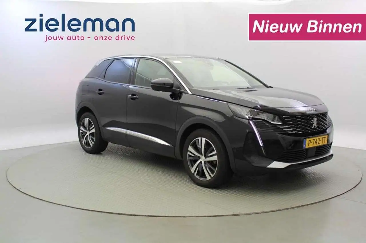 Photo 1 : Peugeot 3008 2022 Petrol