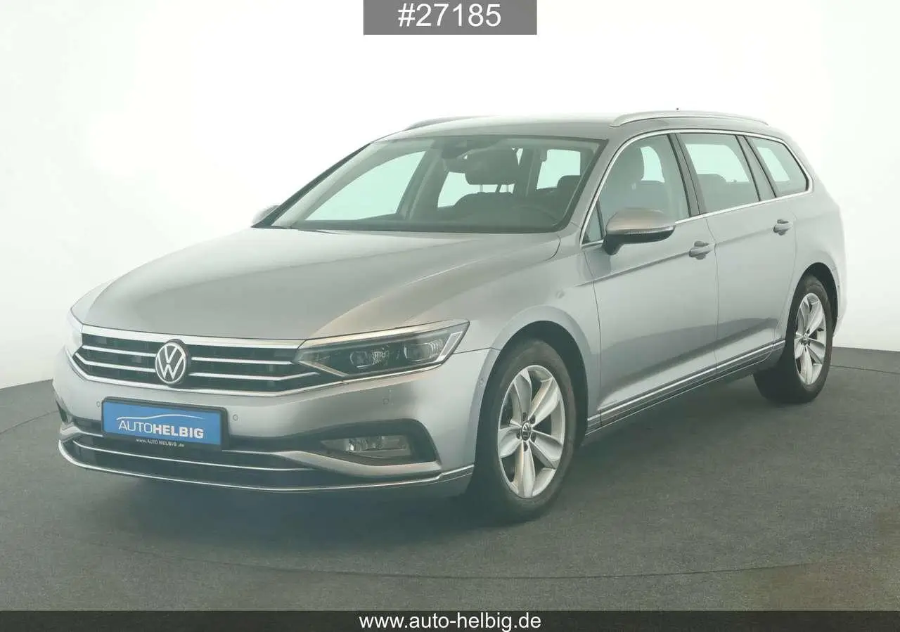 Photo 1 : Volkswagen Passat 2021 Diesel