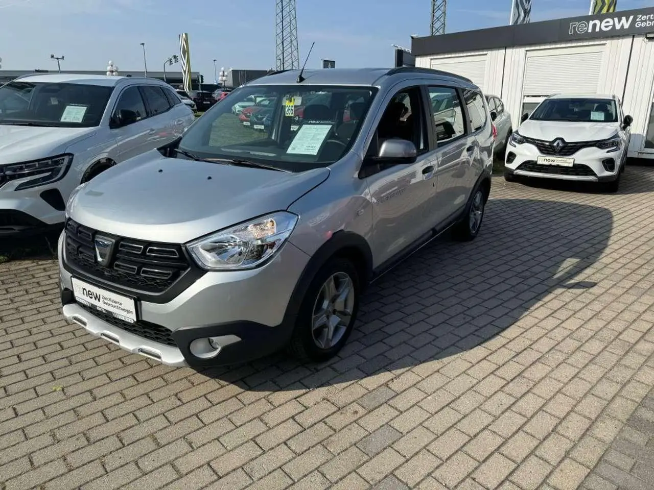 Photo 1 : Dacia Lodgy 2021 Petrol