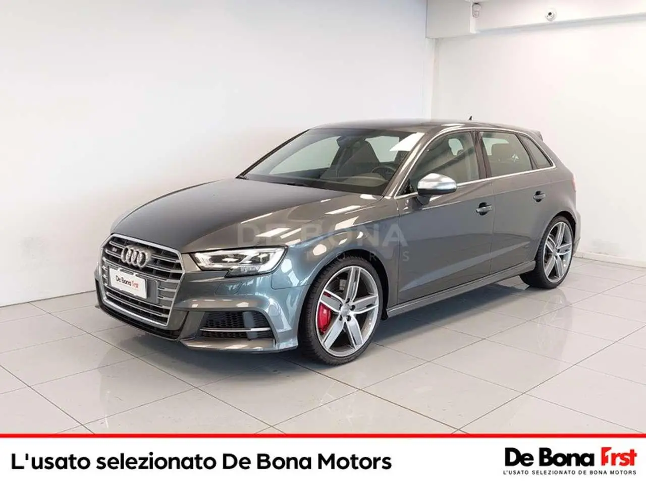 Photo 1 : Audi S3 2019 Petrol